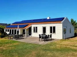 Awesome Home In Ringkøbing With Sauna