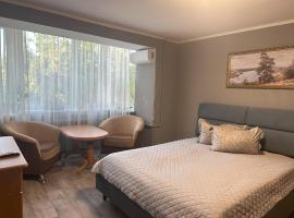 Нова сучасна комфортна квартира з усіма зручностями та чудовим місцем розташування!, ξενοδοχείο σε Τσερκάσι