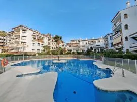 5 min to beach 2 resort pools at Calahonda Park