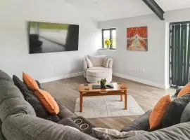The Bungalow - Uk38049