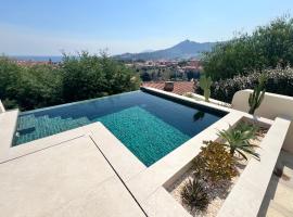 Can Jeannette Vue Mer & Montagne - Lodge 2, casa de muntanya a Cotlliure