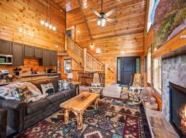 Luxury Cabin with Indoor Pool in the Smoky Mountains, hotel in Sevierville