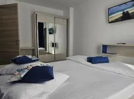 Azizi Apartments Beach & Spa Resort piscina incalzita