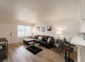 Mesa Riverview 1 BR Apt with King