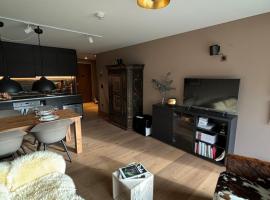 AVO 2 room wellness apartment, ξενοδοχείο σε Laax