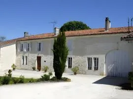 Le Vieux Noyer