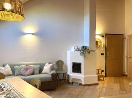 Mansarda Ai Tigli, hotel in Castello di Fiemme