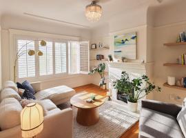 Beautiful 2-Bedroom Home 7 Minutes to Moscone Center Booked During Dreamforce Sun-Drenched Garden & Free Parking, hotel v destinaci San Francisco