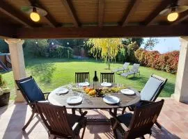 Chalet Rural Toñita 400 m playa piscina barbacoa chimenea
