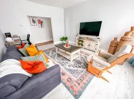 Bohemian Nook At Elm City Flats