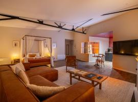 L'Attirance, Loft de Charme !, hotel in Cholet