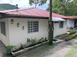 Los Laureles El Valle de Anton，埃爾巴列的小屋