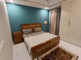 Soundproof 2 Bed apartment in Lahore Zameen Opal