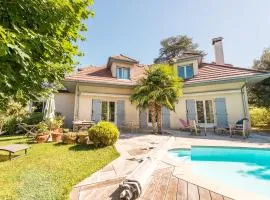 Villa Enfance - Piscine privée et proche Lac d'Annecy