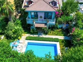 Villa Garden Island