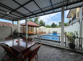 Villa Leni, ξενοδοχείο σε Cimaja