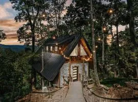 Live Oak Treehouse at Treetop Escapes