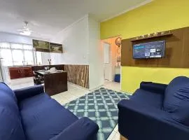 Boqueirão 5 min da praia e 2 min do comércio!