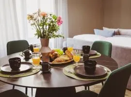 Chiara Home