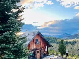 Almhütte auf der Laußnitz Alm - Auszeit in schöner Bergidylle auf 1836m