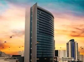 Umhlanga Luxury Oceans Apartment with Sea Views in same building as 5 star hotel