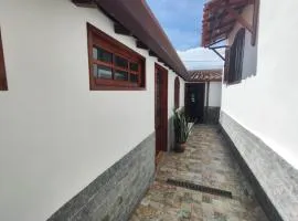 Casa completa no coração de Búzios com garagem