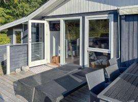 Pet Friendly Home In Bjert With Wifi, hotel a Åbjerg