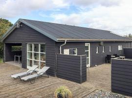 4 star holiday home in Karrebæksminde, hotel in Enø By