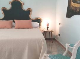 Luxury Suite Vitruvio 55、フォルミアのホテル