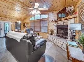 Hot Tub and Deck Broken Bow Azalea House