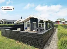 6 person holiday home in Tranekær-By Traum