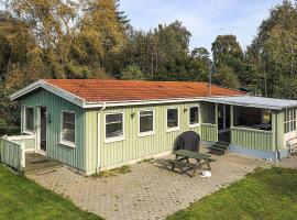 8 person holiday home in Stege-By Traum, villa em Stege