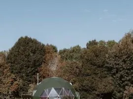 Luxury Star Gazing Dome 2 JUPITER with cozy log burner
