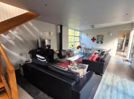 beach bush retreat at Leigh, ξενοδοχείο σε Leigh