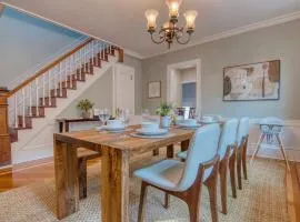 4 bedroom, 2 bath, King Beds, Outdoor Space, Grill, Parking, Near Prospect Park