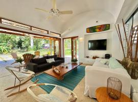 Beautiful villa in a condominium facing the Caribbean sea、Isla Barúのヴィラ
