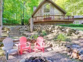 4 Mi to Lake Bellaire Home with Deck and Pool Access!