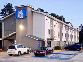 Motel 6 Kingsland Kings Bay Naval, hotel v destinaci Kingsland