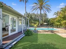 Tosca Elegant Merewether Beach House with Pool