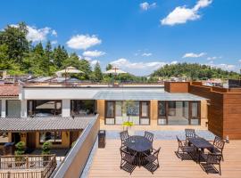Jiuhuashan Zuowangshanli Hotel, hotel v destinaci Jiuhuajie
