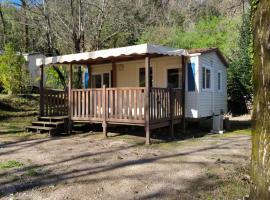 Mobil home, hotel a Mialet