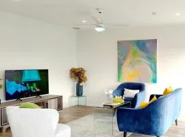 Cozy 3-Bed Home with Backyard near LynnMall