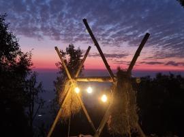 Zelten Bir Luxury Forest Jungle Camps, lều trại sang trọng ở Bīr