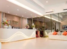 Analynn Hotel