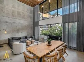 Morph 502 - Bright & Spacious, Poblado/BBQ/Jacuzzi