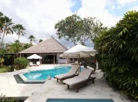 Mayer Villa by Villa Pantai Lovina