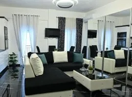 Zeusplace Black and White Retreat