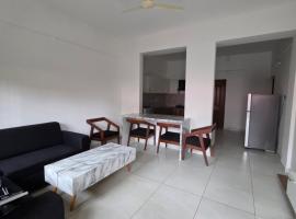 Agarta towers, hotel in Perinād