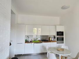 Rho garden suite, ξενοδοχείο σε Rho