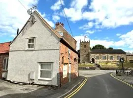 The Old Shop at Savile House - Sherwood Forest
